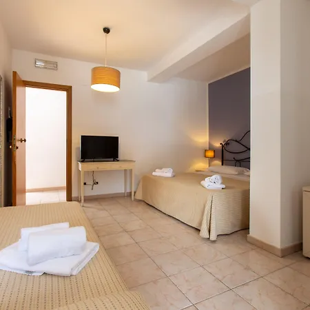 מלון Amarea - Aeolian Charme 3*